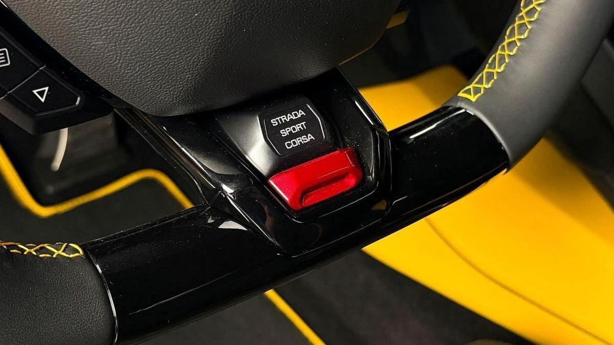 Lamborghini Huracan Evo Spyder Lamborghini Huracán EVO Spyder – V10 - 2023-4-4