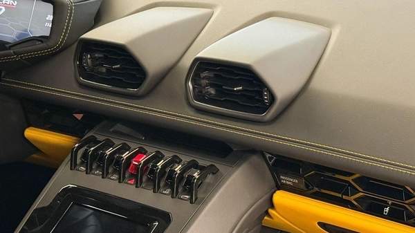 Lamborghini Huracan Evo Spyder Lamborghini Huracán EVO Spyder – V10 - 2023