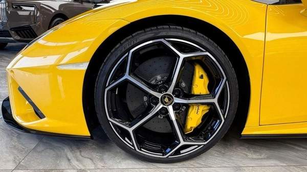 Lamborghini Huracan Evo Spyder Lamborghini Huracán EVO Spyder – V10 - 2023