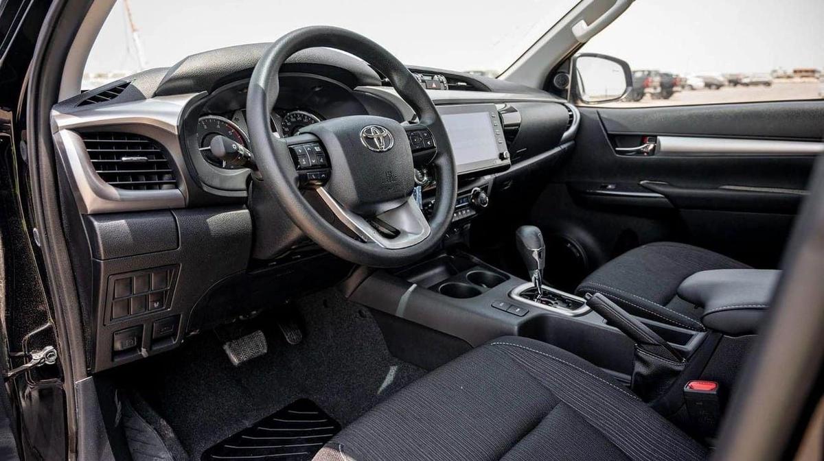 Toyota Hilux TOYOTA HILUX DC 2.4D AT 4X4 MY2025 – BLACK-10-10