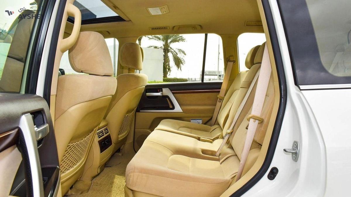 Toyota Land Cruiser EXR 5.7 V8-5-5