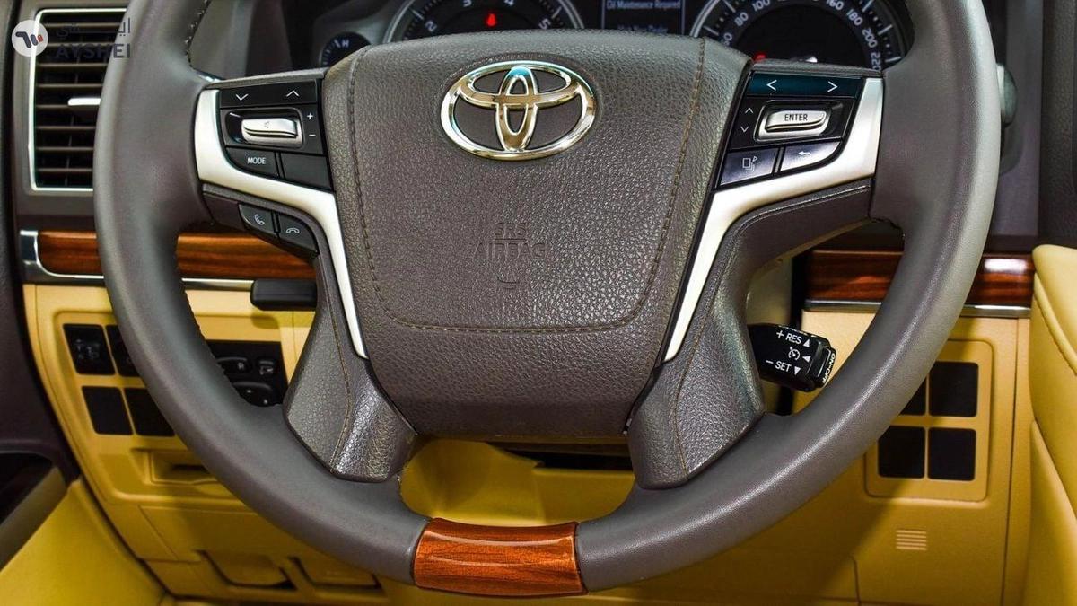 Toyota Land Cruiser EXR 5.7 V8-8-8