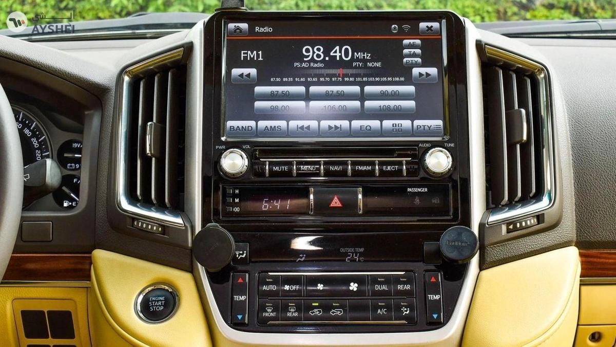 Toyota Land Cruiser EXR 5.7 V8-9-9