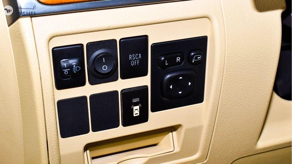 Toyota Land Cruiser EXR 5.7 V8-11-11