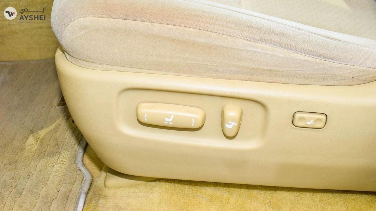 Toyota Land Cruiser EXR 5.7 V8-12-12