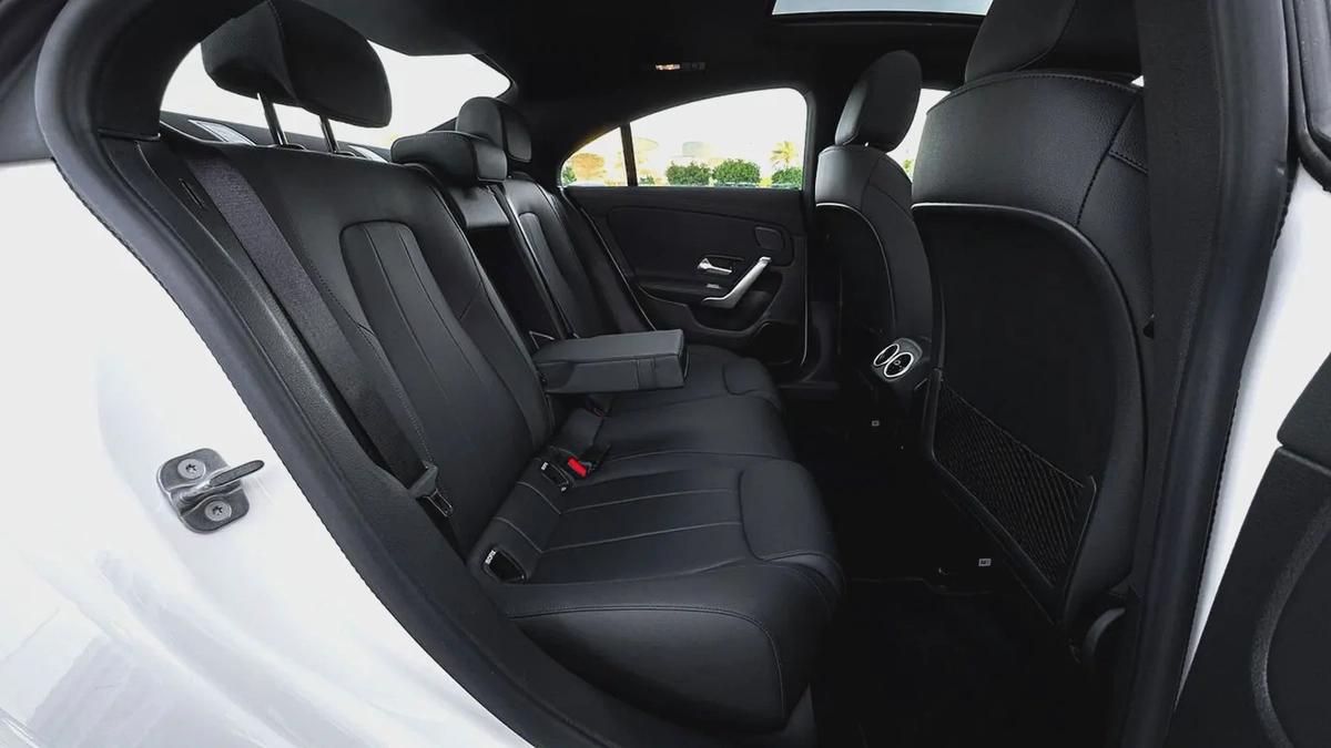 2025 Mercedes-Benz CLA 250 4MATIC | Warranty | AMG PACKAGE-17-17