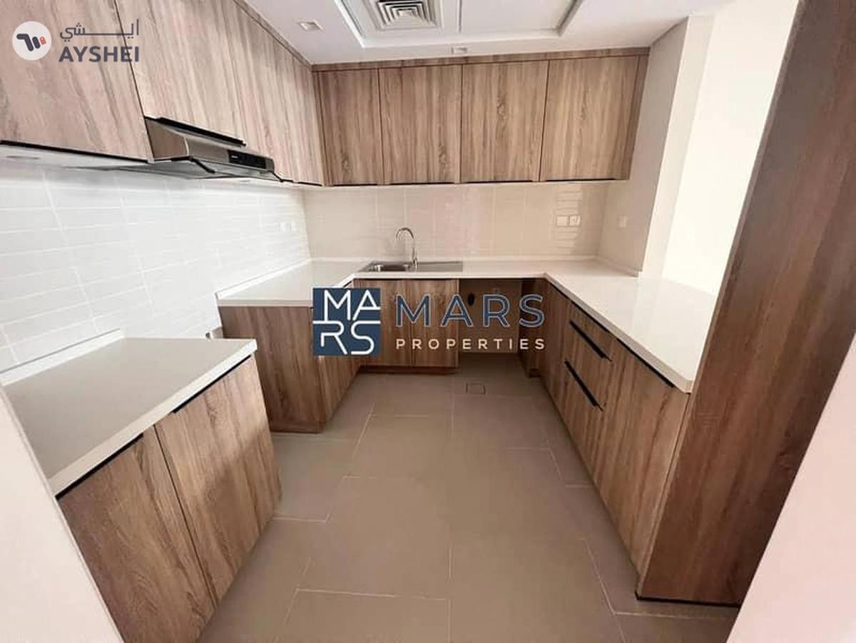 Graden Home | Ground Floor Unit | Hot Offer-2-2