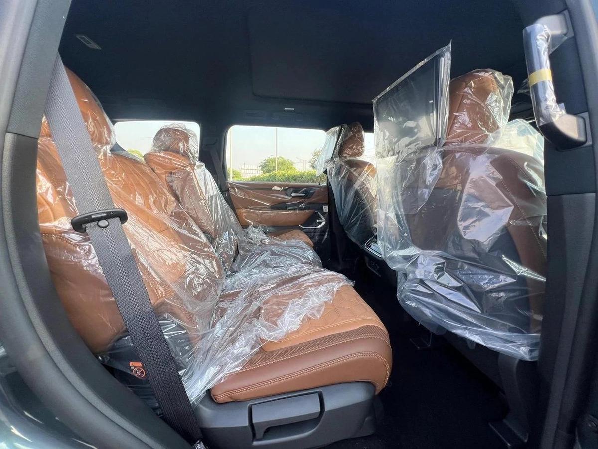 Nissan Patrol LE PLATINUM-4-4
