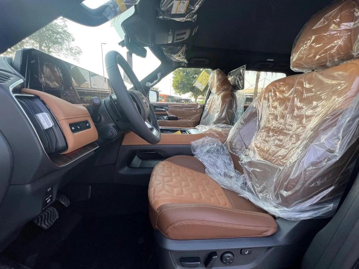 Nissan Patrol LE PLATINUM-8-8