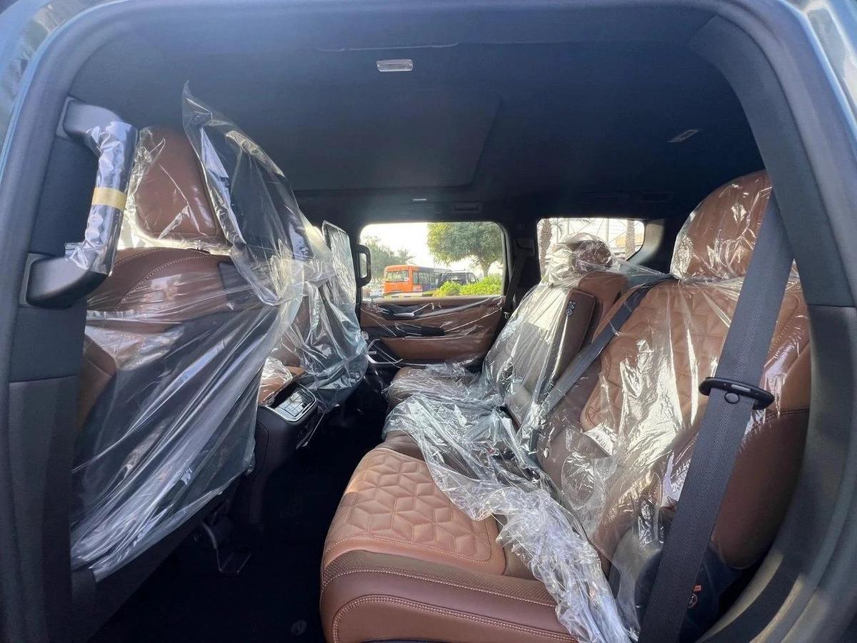Nissan Patrol LE PLATINUM-10-10