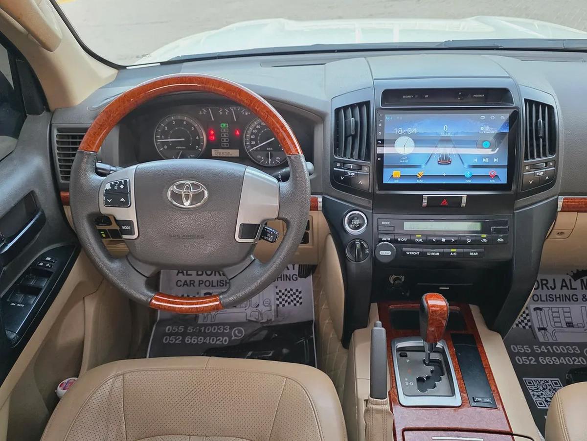 Toyota Land Cruiser GXR V8 Model 2015 Full Options Very Clean Condition-6-6