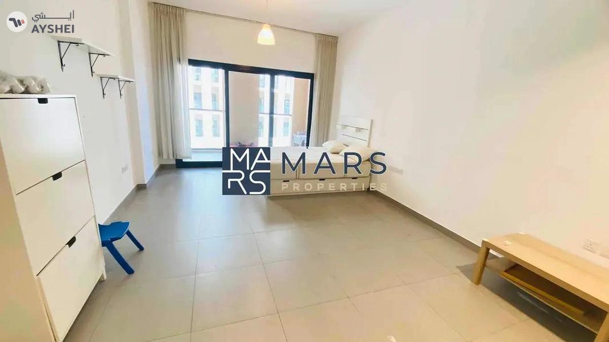 Biggest Layout | Easy Access | Big Balcony-1-landscape