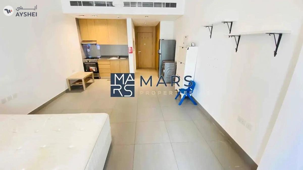 Biggest Layout | Easy Access | Big Balcony-4-4