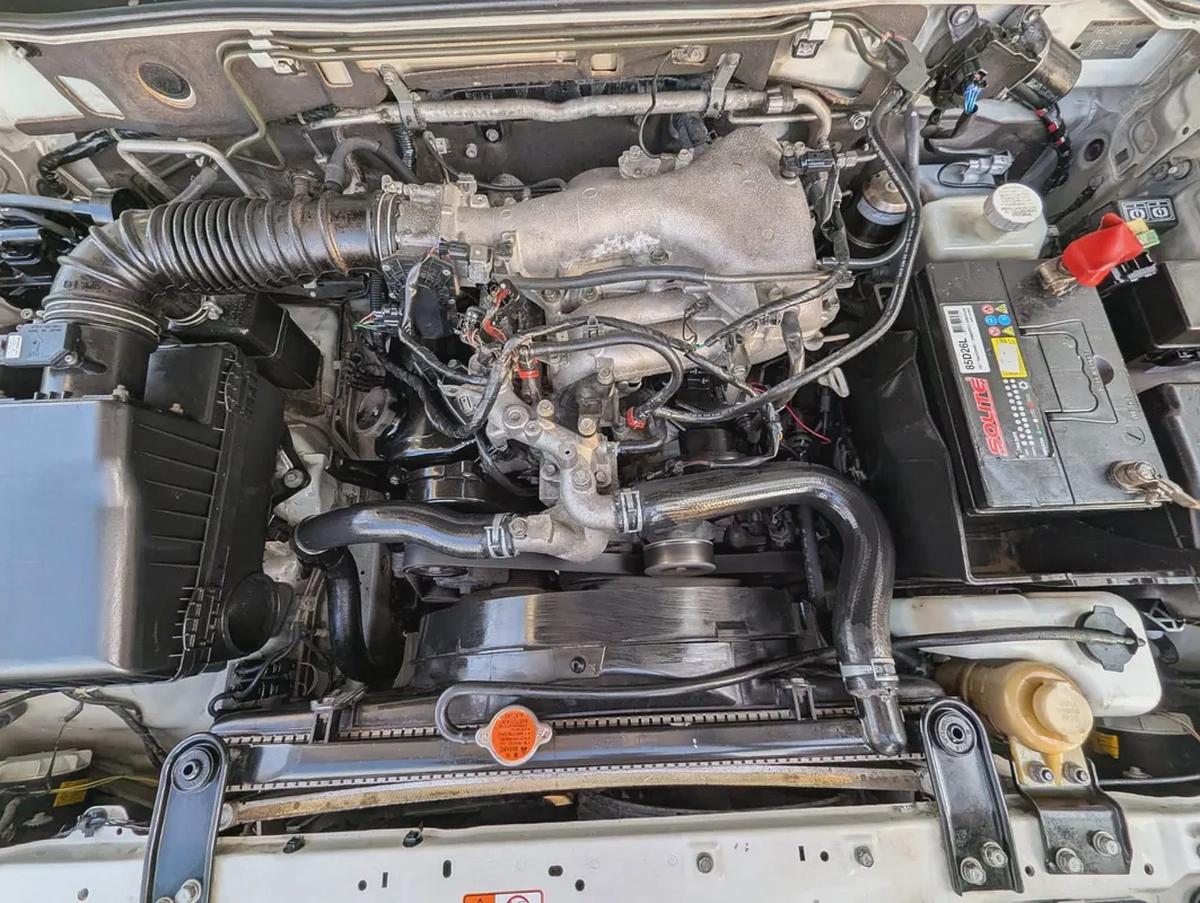 Mitsubishi Pajero GLS MID 2016 - GCC Specs - Reliable SUV-9-9