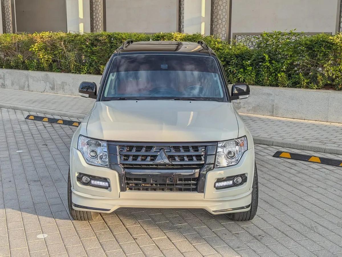 Mitsubishi Pajero GLS MID 2016 - GCC Specs - Reliable SUV-17-17