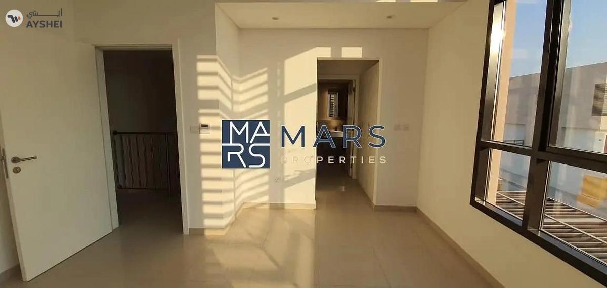 Spacious 3 Bedrooms bigger unit is available for rent in nasma residence for 110,000 AED yearly-11-11