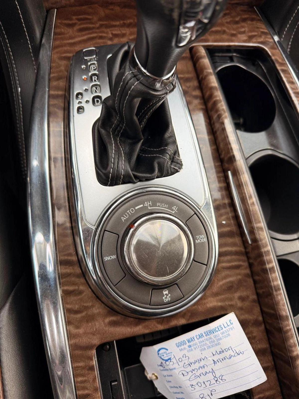 Nissan Armada SL 4WD Full option sunroof-8-8