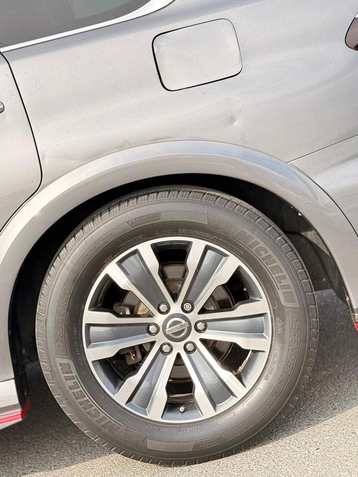 Nissan Armada SL 4WD Full option sunroof-12-12