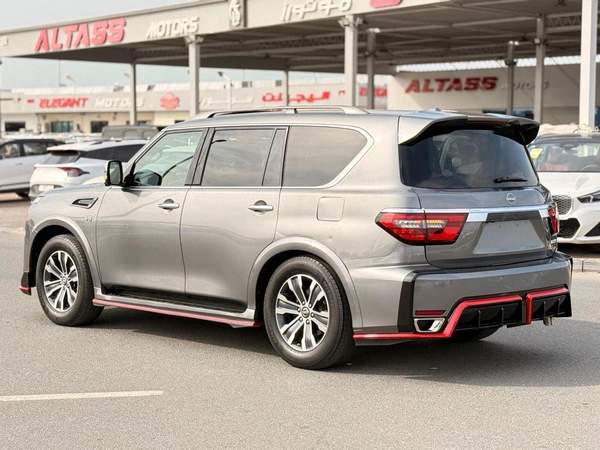 Nissan Armada SL 4WD Full option sunroof