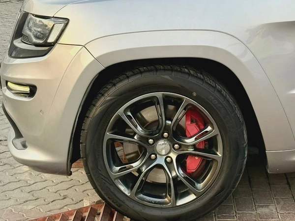 Jeep SRT, 2015 GCC, fully loaded, in very good condition.