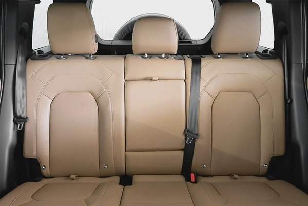 7,461 AED / 60 months | 0% DP | Defender 110 P400 HSE X Dynamic / Land Rover Warranty