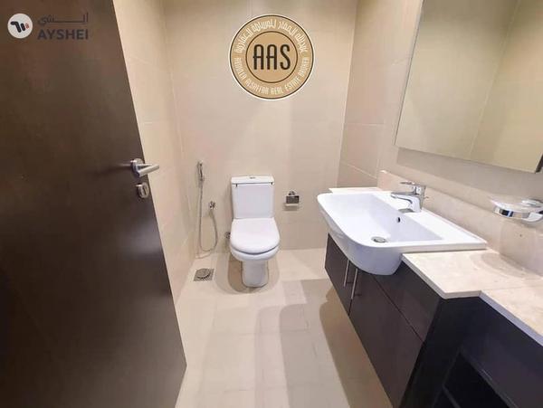 Prime location Huge 1bhk 2bathrooms in 75k balcony wardrobes 1parking free