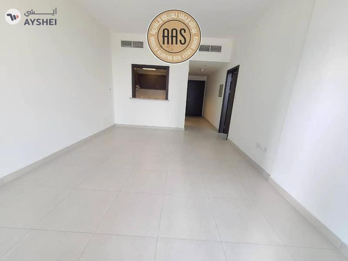 Prime location Huge 1bhk 2bathrooms in 75k balcony wardrobes 1parking free-2-2