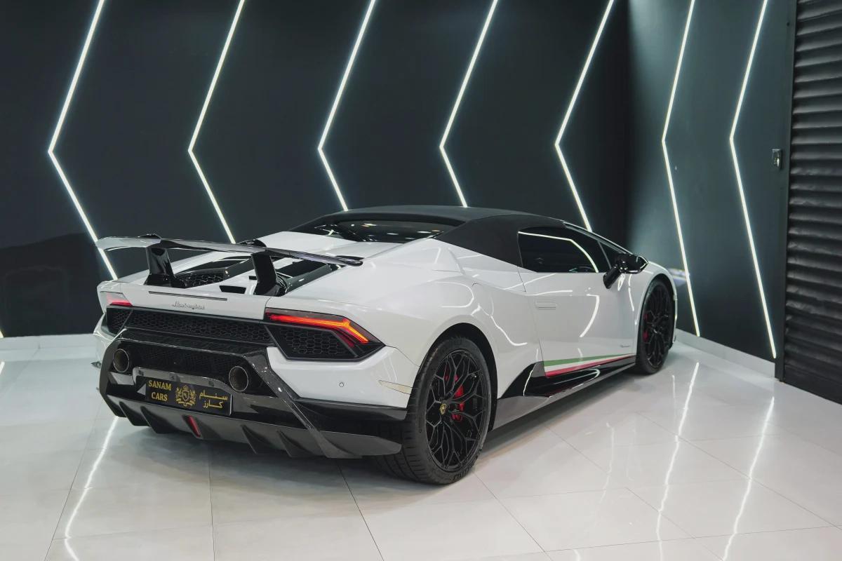 Lamborghini Huracan Performante Spyder-6-6