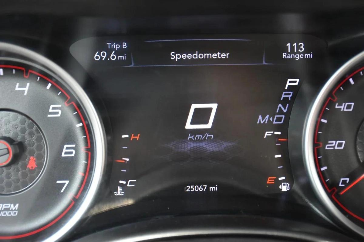 CHARGER GT RWD 2023 | BLACK-4-4