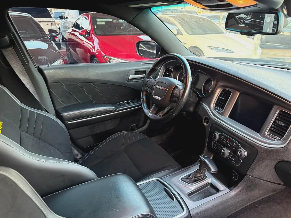 DODGE CHARGER R/T HEMI 5.7 2020 FULL OPTION-6-6