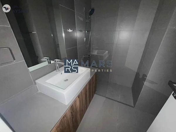 Brand New | Spacious | Ready to Move |