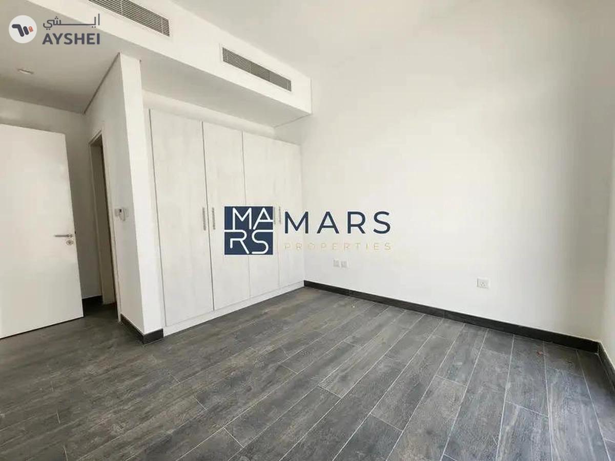 π‘! Corner Bigger | 4BHK Villa | Green Yard | For Rent | Nasma Community! π-17-17