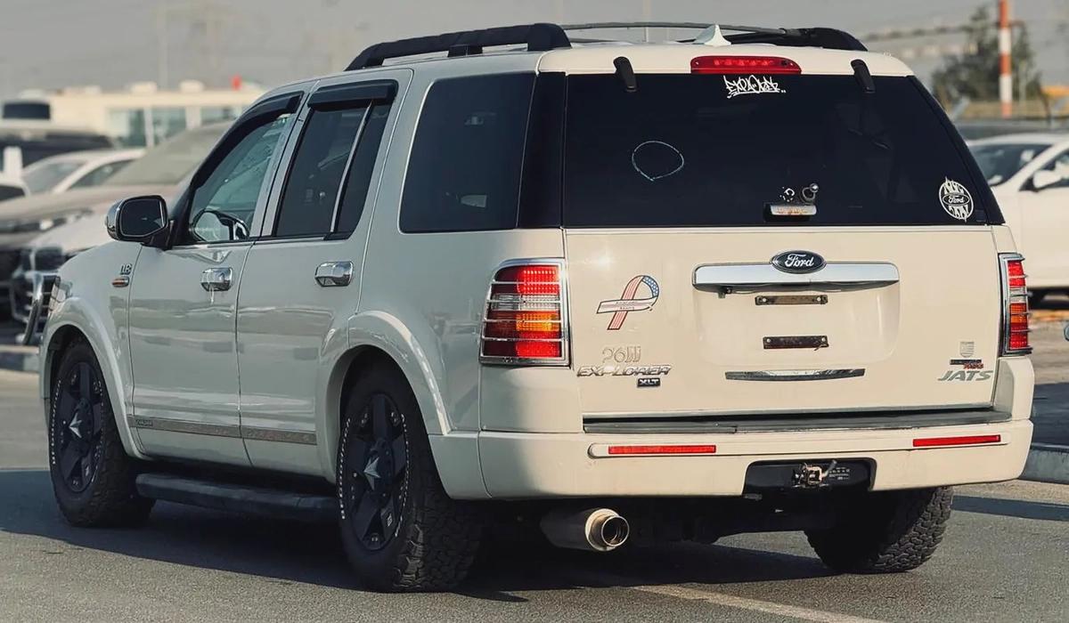 FORD EXPLORER | XLT | 2010 | ONLY : 88622 KM | JAPAN IMPORT | CLEAN TITLE-3-3