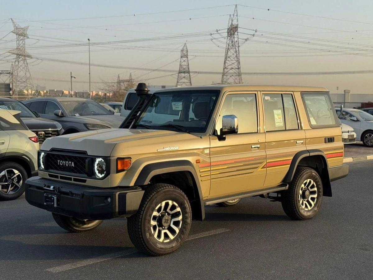 Toyota Land Cruiser 70-6-6