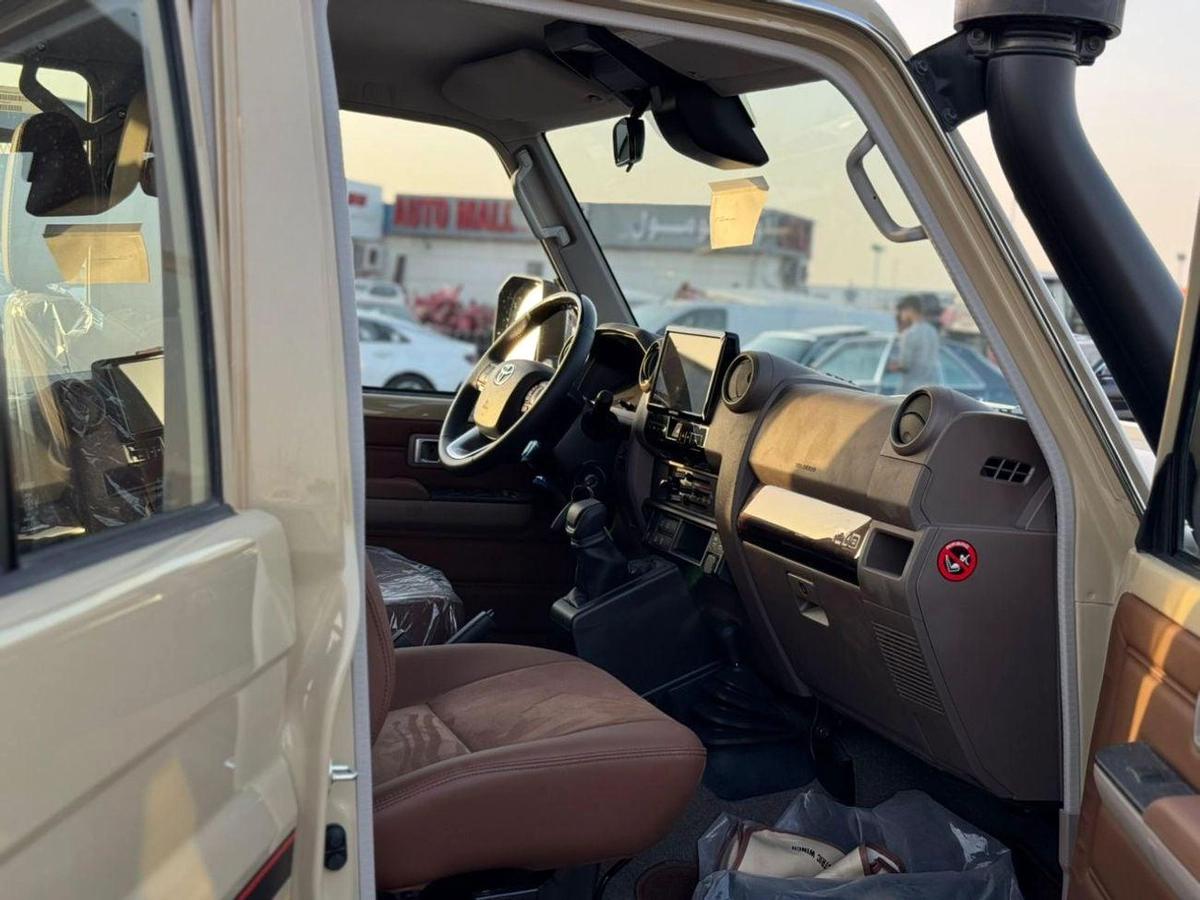 Toyota Land Cruiser 70-8-8