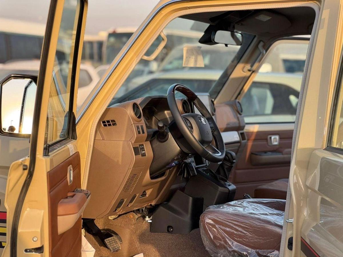 Toyota Land Cruiser 70-11-11