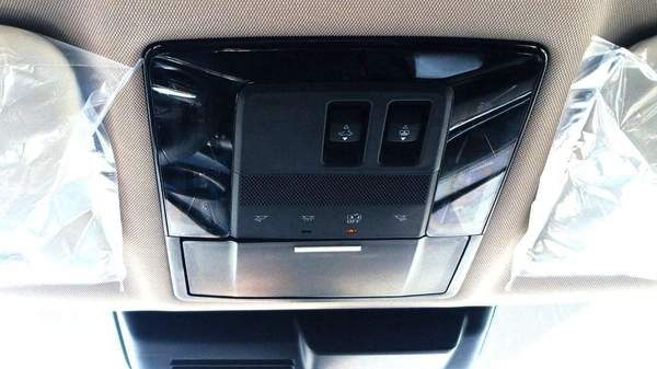 Mitsubishi Outlander M Line 2.5L Petrol FWD 2026YM