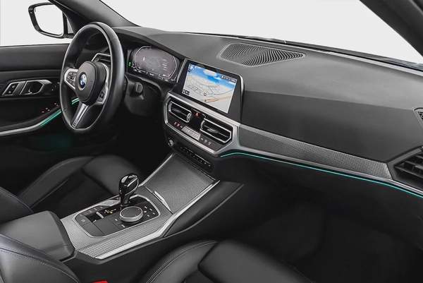 2,677 AED / 60 months | 0% DP | 2021 BMW 330i M-Sport / Full Service History