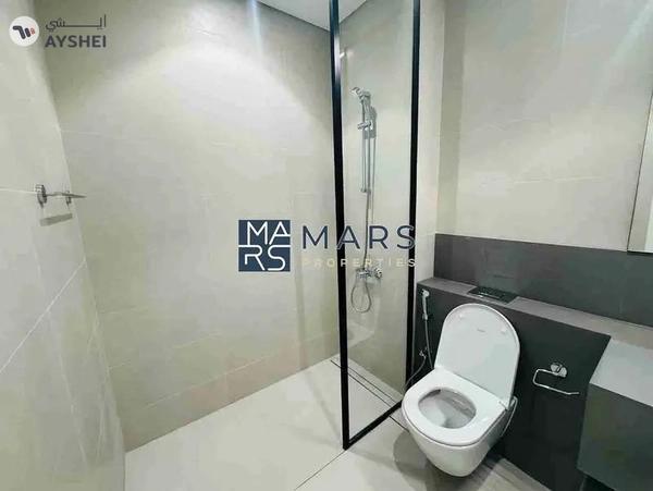 Brand new 4 bedroom townhome corner unit with majlis in Robinia just in 195k