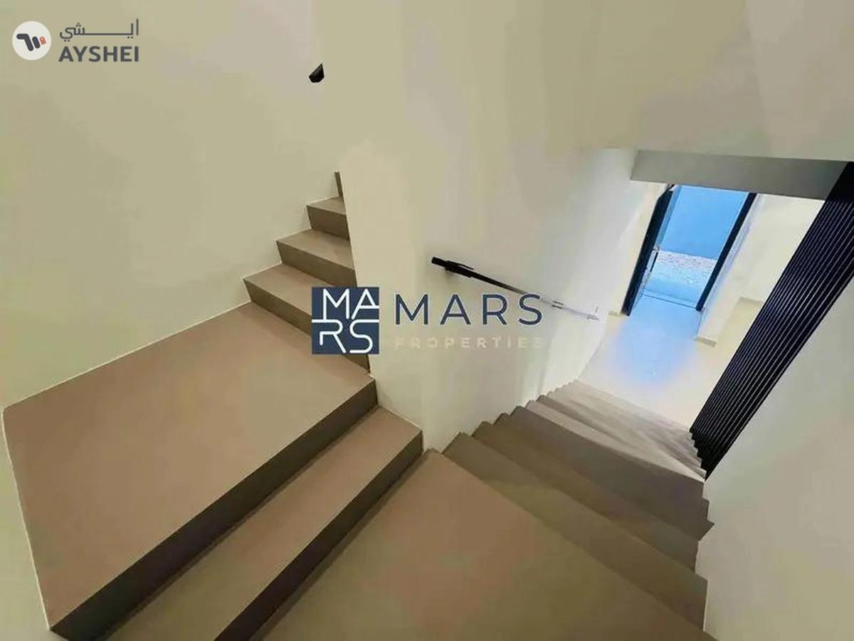 Brand new 4 bedroom townhome corner unit with majlis in Robinia just in 195k-18-18