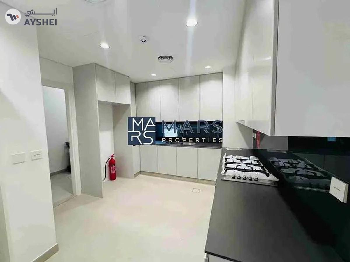 Brand new 4 bedroom townhome corner unit with majlis in Robinia just in 195k-0-landscape