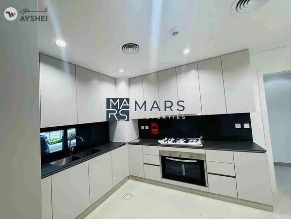Brand new 4 bedroom townhome corner unit with majlis in Robinia just in 195k