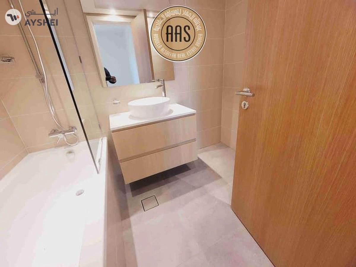 Green Lush Luxury Community ☆ 1 Month Free ☆ New Building ☆ Ready to Move ☆ Vacant-5-5