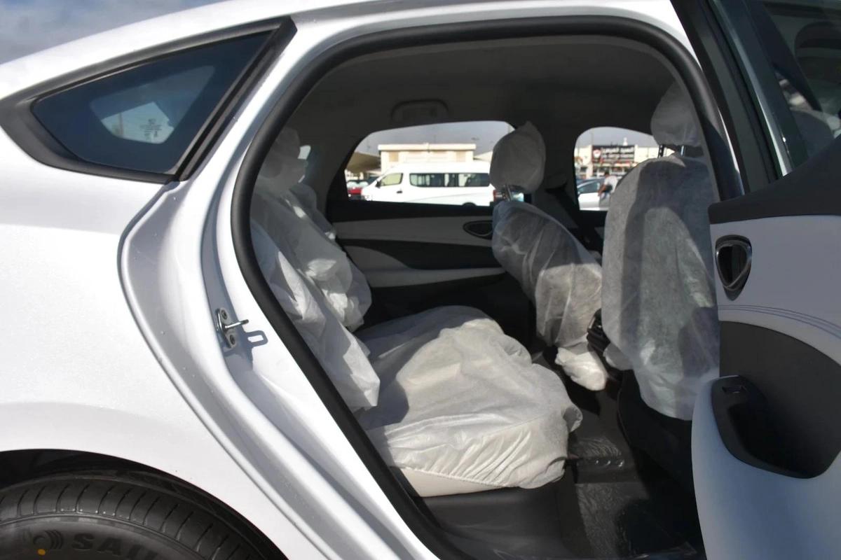 BYD SEAL 05 2025 | WHITE-3-3