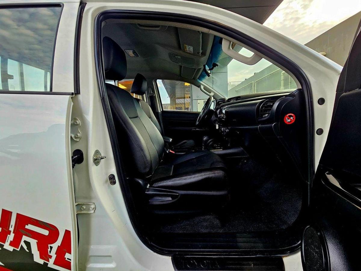 Toyota Hilux ADVENTURE PATROL/ AUTO GEAR/ AUTO WINDOWS / FULL OPTION/ WIDE BODY-9-9