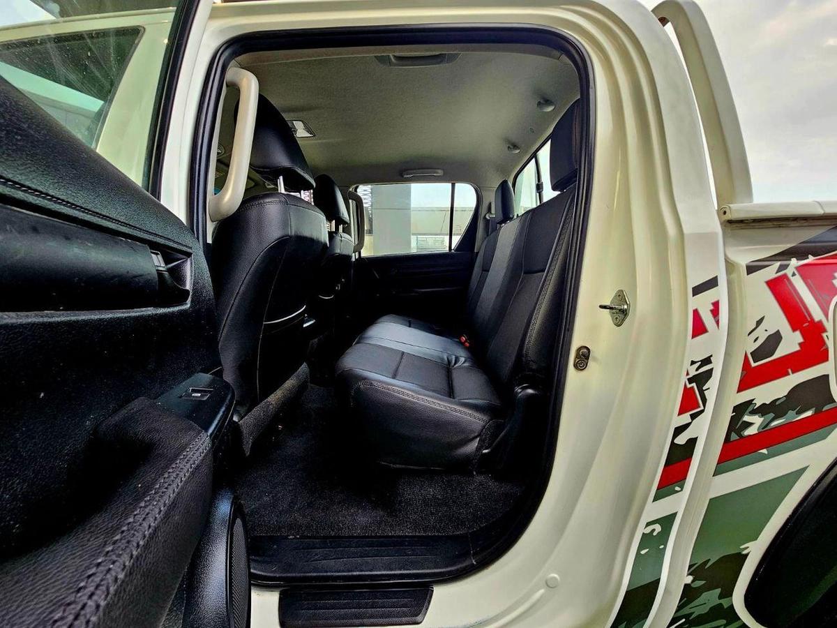 Toyota Hilux ADVENTURE PATROL/ AUTO GEAR/ AUTO WINDOWS / FULL OPTION/ WIDE BODY-10-10