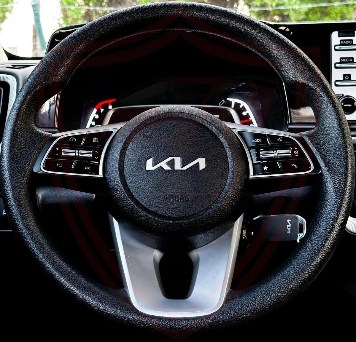 Used Kia Sonet 2025-17-17