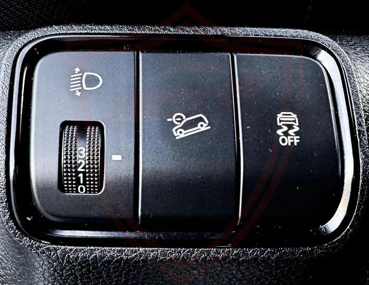 Used Kia Sonet 2025-7-7