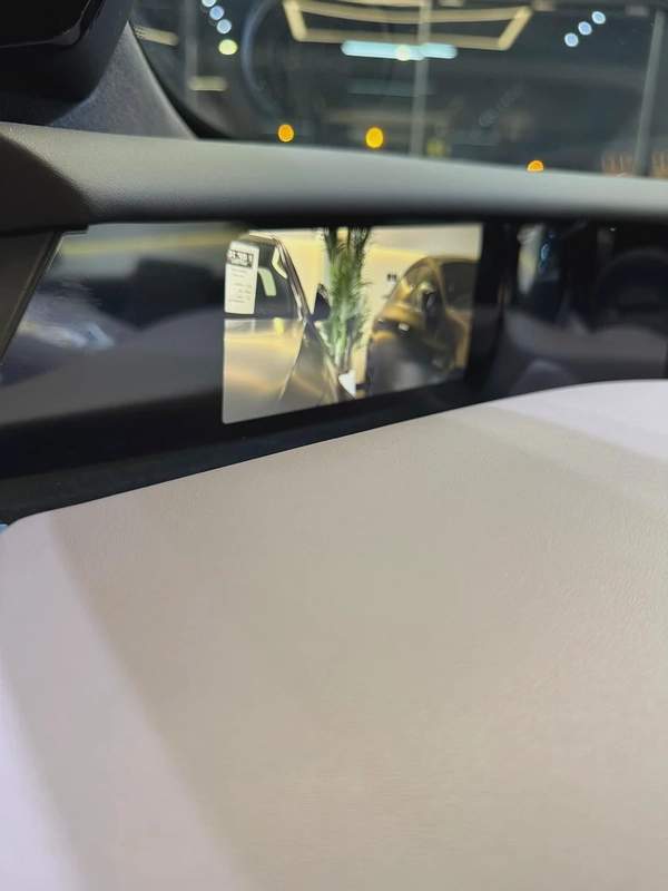 2025 AVATR 12 ULTRA hydraulic / HYBRID PLUG IN / CAMERA MIRRORS