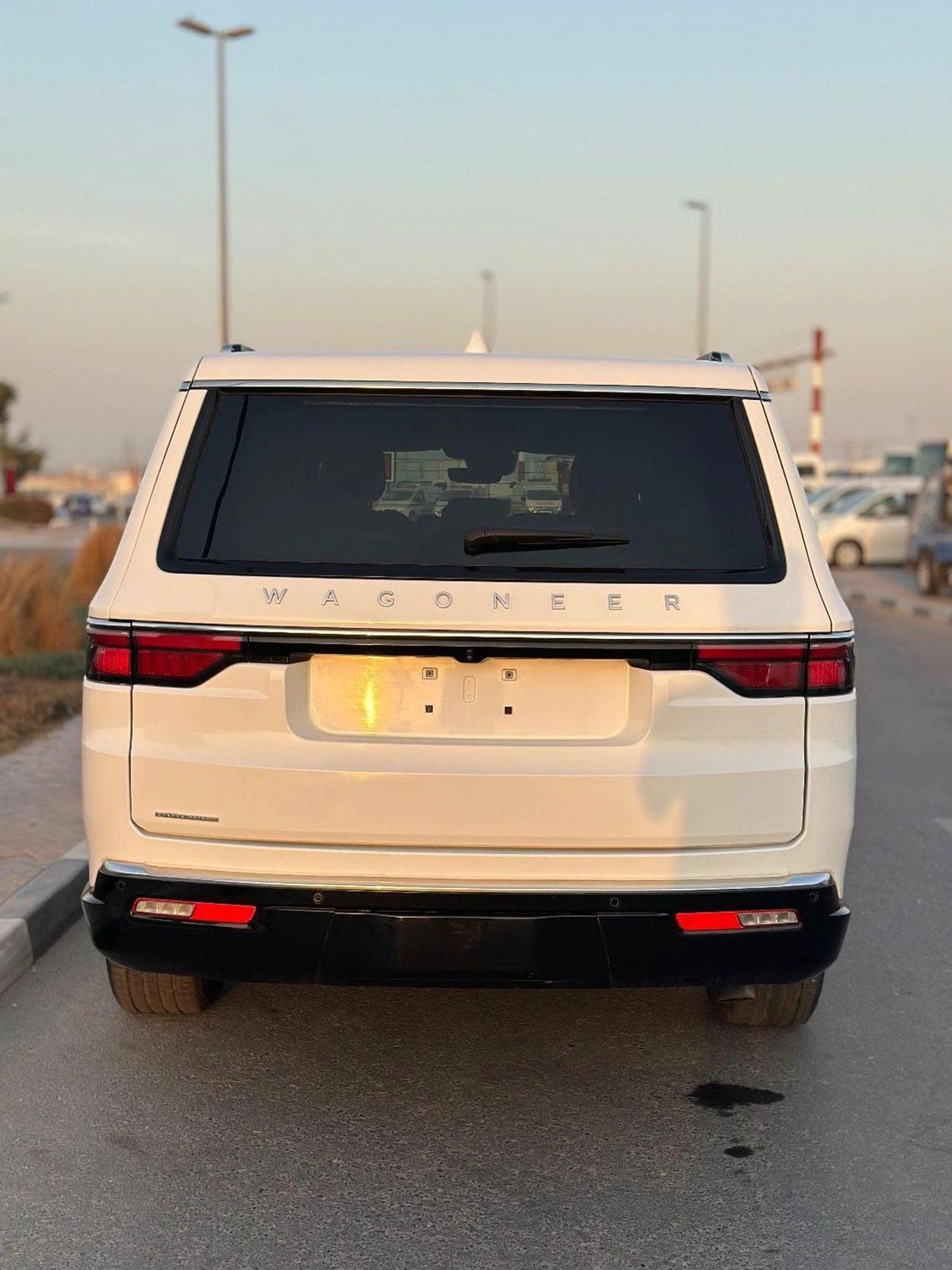 Jeep Wagoneer L Series I 2023 AWD-3-3